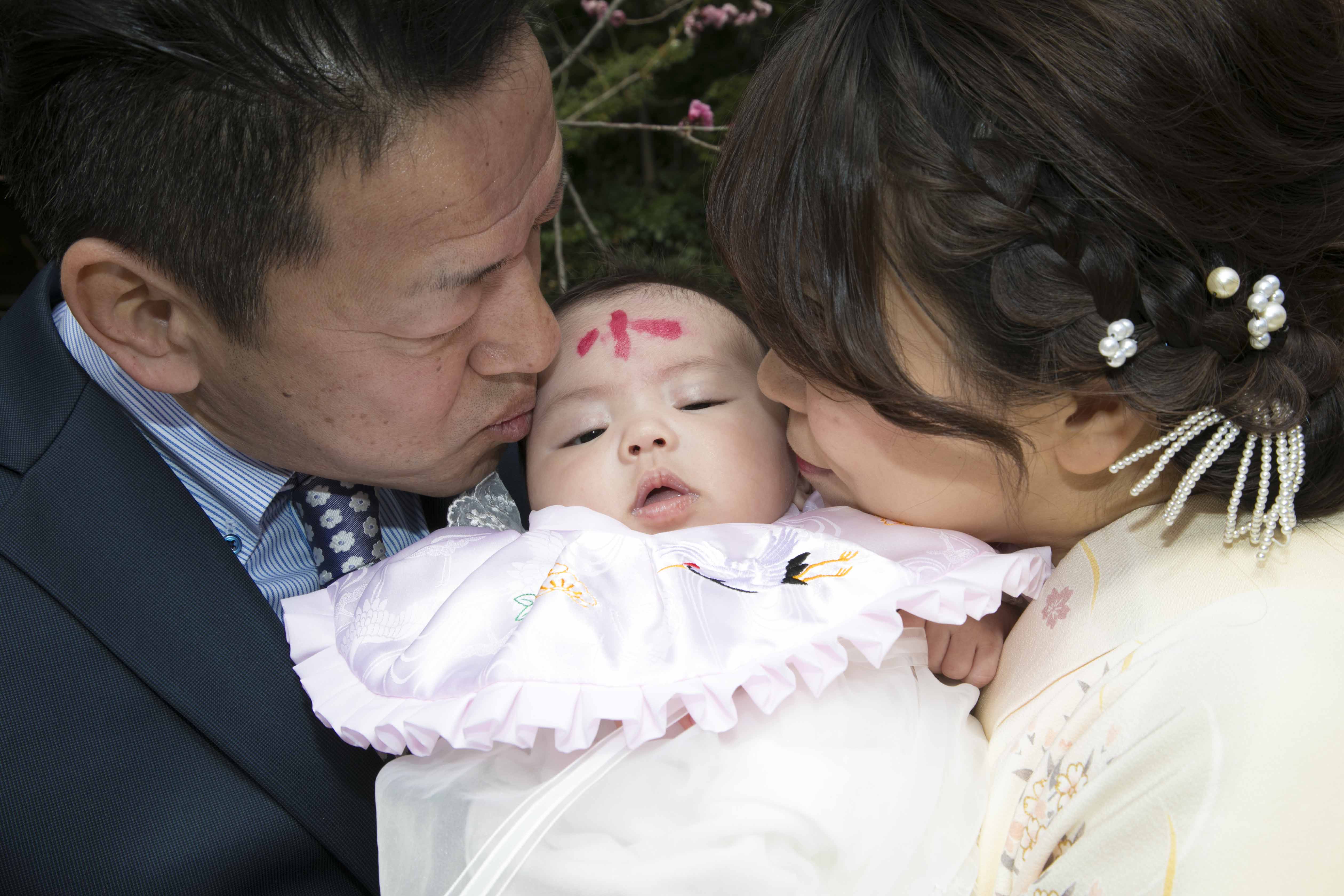 熊本のお宮参り写真の出張撮影おすすめカメラマン【口コミ・料金で比較】