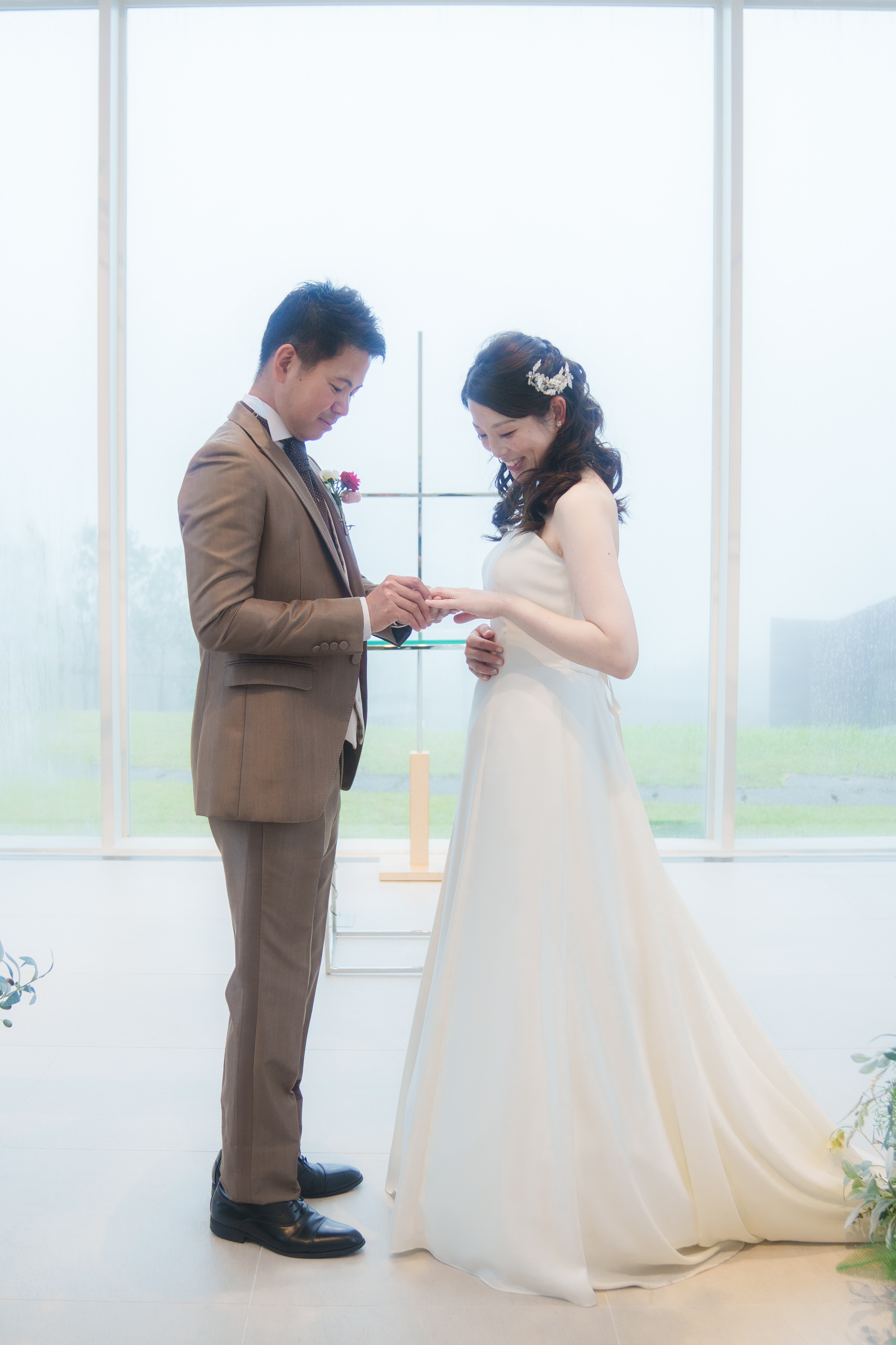 ウェディングドレス　日本製　コロナ特別応援セール　サンプル　レンタル商品　美品です ウェディングドレス 日本製 コロナ特別応援セール サンプル レンタル