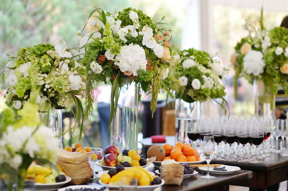 パーティーの花束・会場装花【口コミ・料金で比較】 - ミツモア