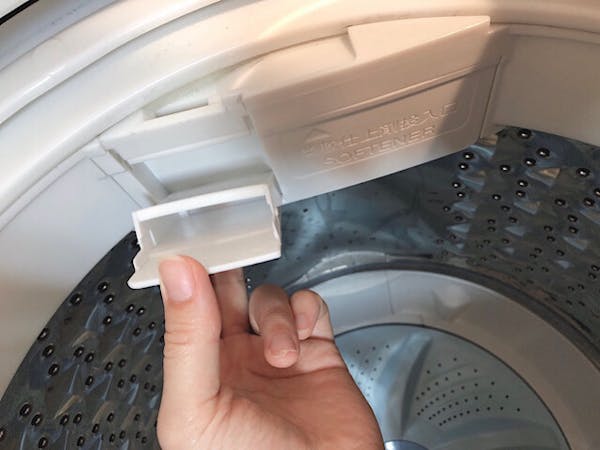 洗濯機は意外と汚れている 箇所別に掃除方法を紹介 ミツモア 洗濯機は意外と汚れている 箇所別に掃除方法を紹介 ミツモア