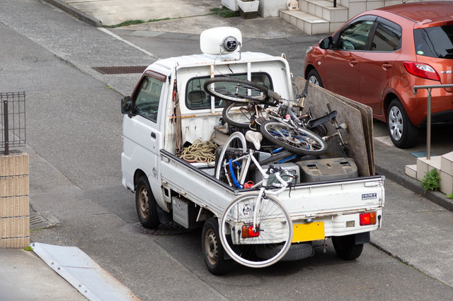 自転車の処分方法8選。防犯登録の抹消は必要？無料処分や業者も解説 