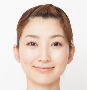 中級編|レタッチテクニック5・人物の髪の毛 Photo by Mphoto