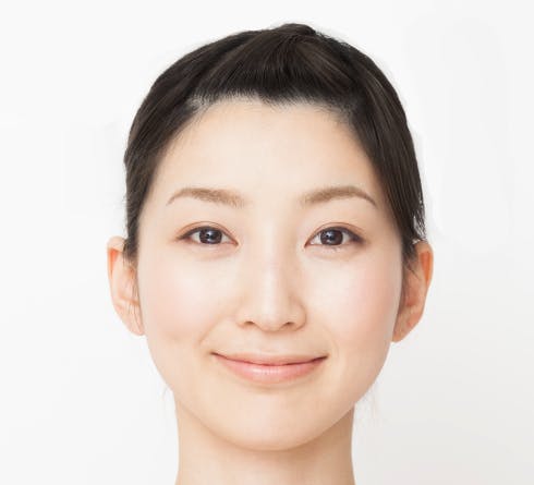 中級編|レタッチテクニック5・人物の髪の毛 Photo by Mphoto