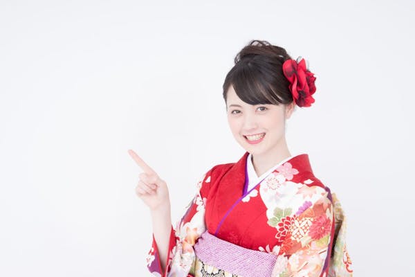 成人式の前撮りの時期はいつがいい おすすめスケジュールと撮影料金 ミツモア 成人式の前撮りの時期はいつがいい おすすめスケジュールと撮影料金 ミツモア