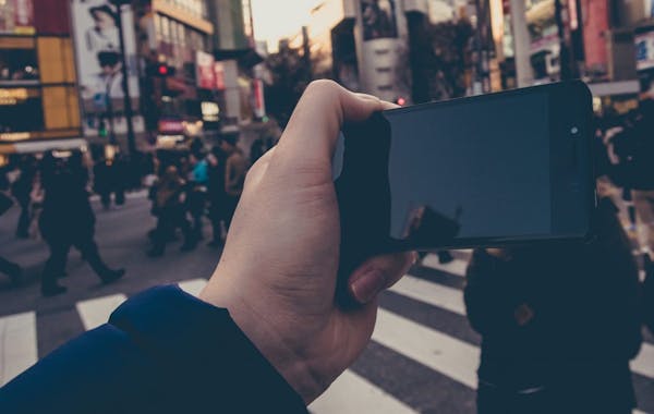 写真の映り込み 写り込み を防ぐ手軽な方法 ミツモア 写真の映り込み 写り込み を防ぐ手軽な方法 ミツモア