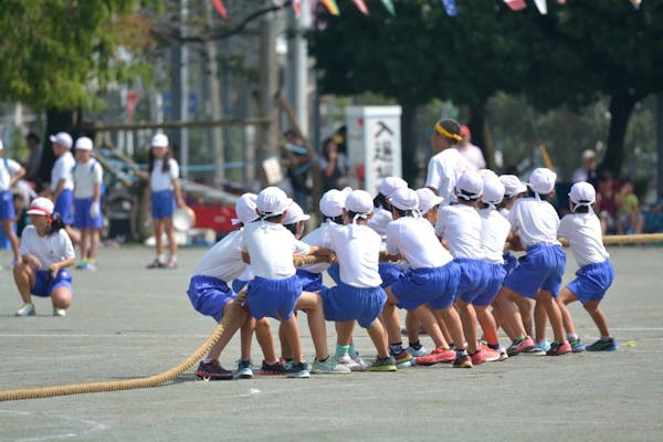 カメラマン直伝 運動会の写真は構図を決めて待ち構えて撮るが鉄則 ミツモア カメラマン直伝 運動会の写真は構図を決めて待ち構えて撮るが鉄則 ミツモア
