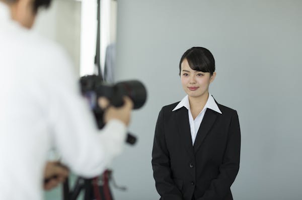 宣材写真はどこで撮る?撮影方法を値段と内容で比較