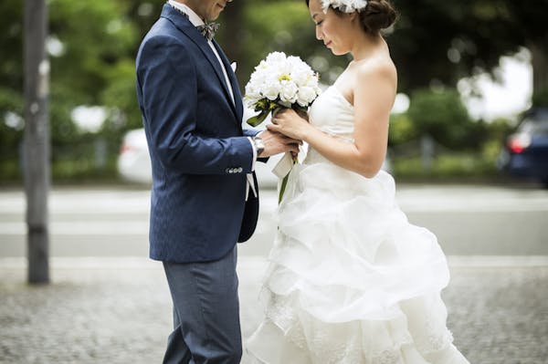 後悔しない結婚式の後撮り いつまでできる 費用 メリットは ミツモア