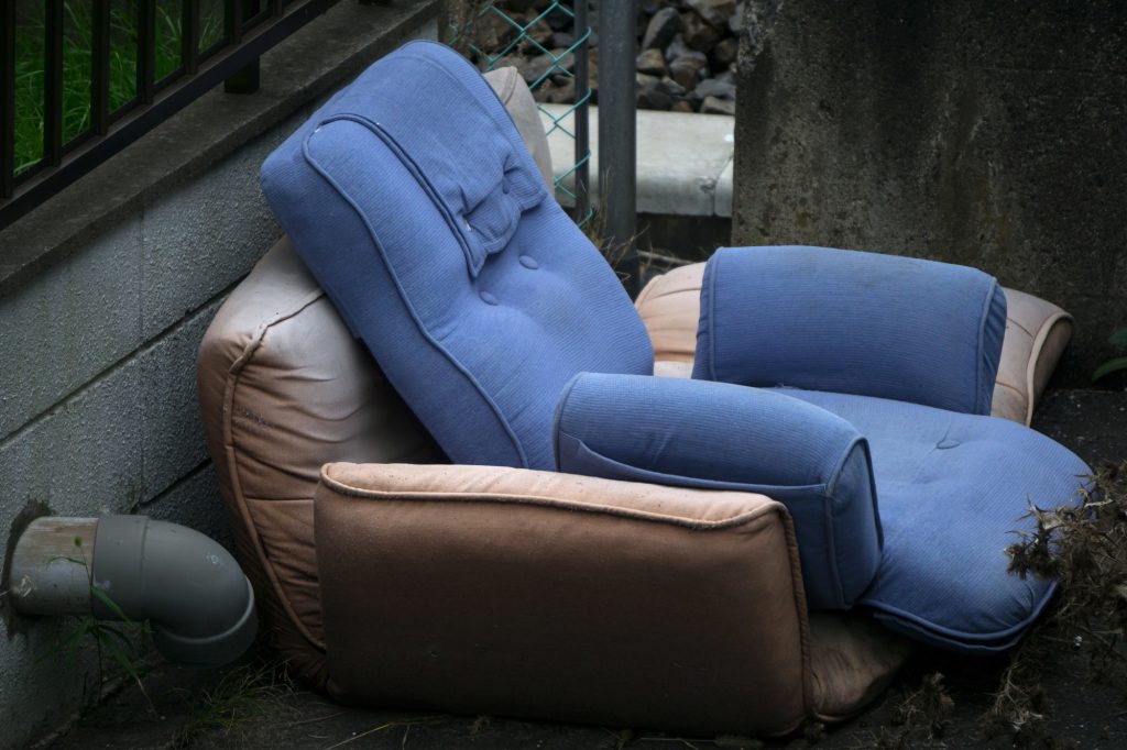 ソファーの処分方法7選 手順や費用相場も徹底解説 ミツモア