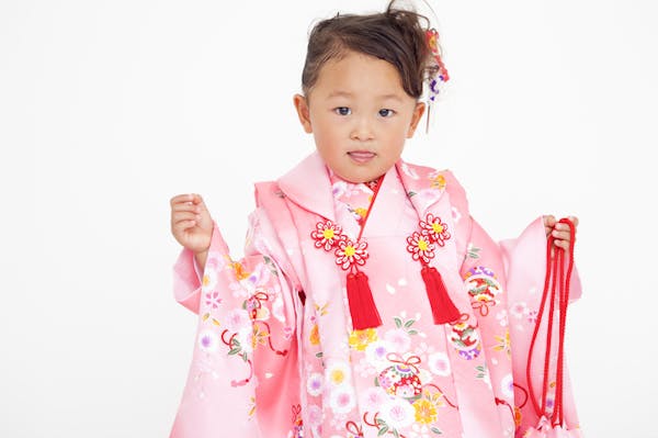 七五三の着付け 3歳 5歳 7歳の着付けの準備とポイント ミツモア 七五三の着付け 3歳 5歳 7歳の着付けの準備とポイント ミツモア