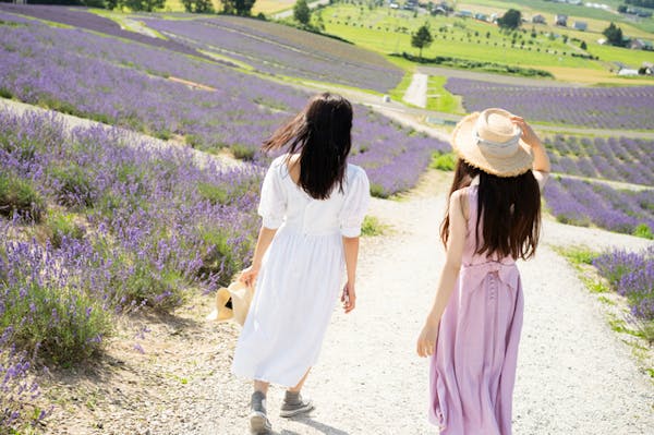 花畑を背景にした一枚