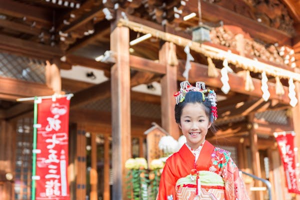 七五三のお参り 知っておきたい神社の参拝マナー 服装は 時期は 疑問解決 ミツモア 七五三のお参り 知っておきたい神社の参拝マナー 服装は 時期は 疑問解決 ミツモア