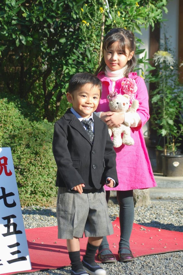 七五三のお参り 知っておきたい神社の参拝マナー 服装は 時期は 疑問解決 ミツモア 七五三のお参り 知っておきたい神社の参拝マナー 服装は 時期は 疑問解決 ミツモア