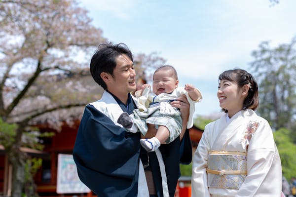 お宮参りとは 時期をずらすことは可能 いつまでにすればいいの ミツモア お宮参りとは 時期をずらすことは可能 いつまでにすればいいの ミツモア