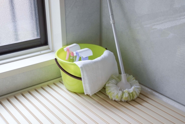 お酢を使って水あかを落とす方法 掃除に使う種類や注意点も解説 ミツモア