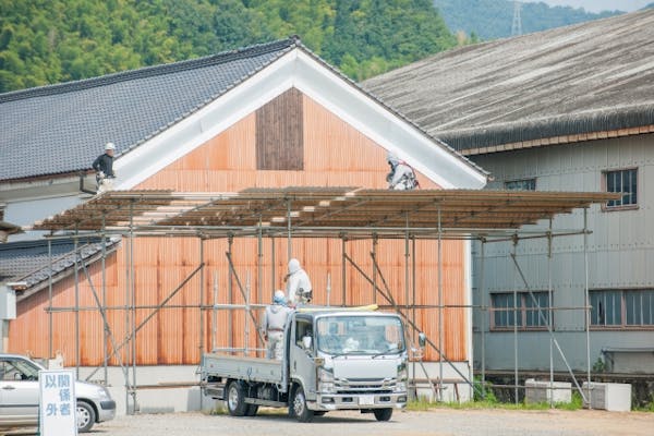 屋根板金の修理は板金屋さんの領域