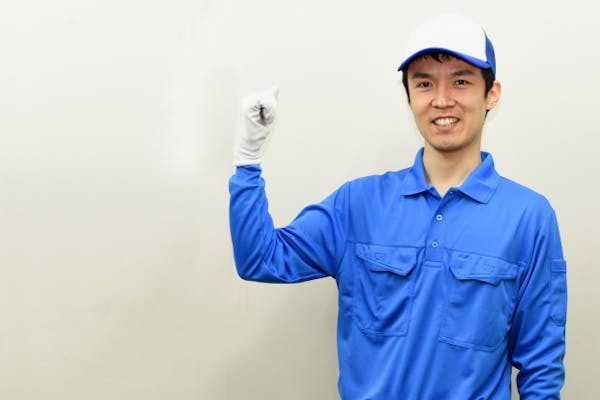 窓サッシの簡単掃除法を紹介 頑固なカビの落とし方も解説 ミツモア 窓サッシの簡単掃除法を紹介 頑固なカビの落とし方も解説 ミツモア