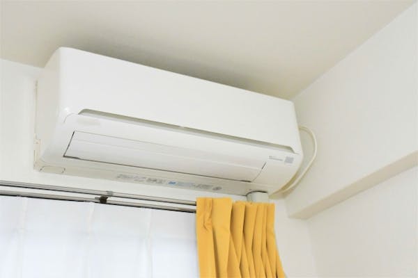 部屋干し洗濯物を早く乾かす7つのコツ おすすめの部屋干しグッズも ミツモア 部屋干し洗濯物を早く乾かす7つのコツ おすすめの部屋干しグッズも ミツモア