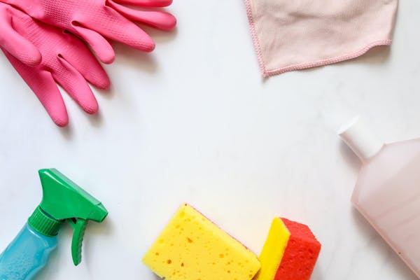 エアコン掃除に必要な道具を紹介 あると便利なおすすめグッズも ミツモア エアコン掃除に必要な道具を紹介 あると便利なおすすめグッズも ミツモア