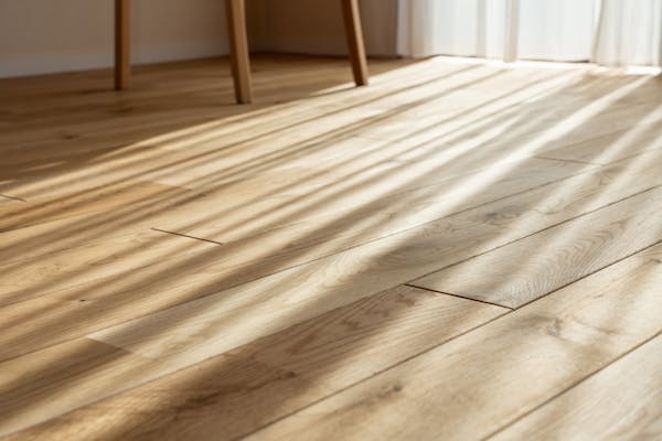 フローリング重ね張りで失敗しないために知っておくべきことを紹介 カビへの対処法は ミツモア フローリング重ね張りで失敗しないために知っておくべきことを紹介 カビへの対処法は ミツモア