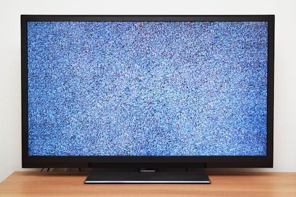 テレビの電波障害はなぜ起こる 発生する原因と対処法について解説 ミツモア テレビの電波障害はなぜ起こる 発生する原因と対処法について解説 ミツモア