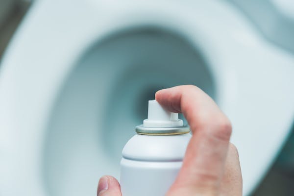 トイレの嫌なニオイを瞬間解決 おすすめのトイレ匂い消し6選 ミツモア トイレの嫌なニオイを瞬間解決 おすすめのトイレ匂い消し6選 ミツモア