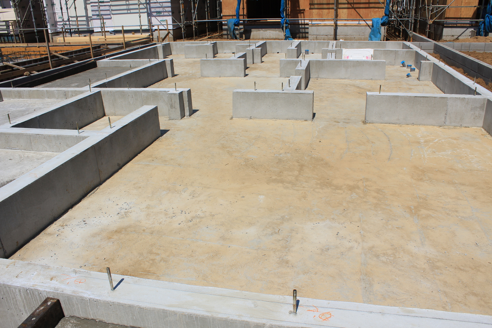 家の基礎は塗装するべき 失敗しないための注意点 メリットやデメリットを徹底解説 ミツモア