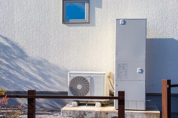 電気温水器の寿命を判断するタイミングとは 修理は可能 ミツモア 電気温水器の寿命を判断するタイミングとは 修理は可能 ミツモア