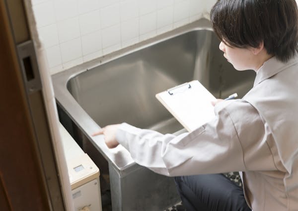 バランス釜の寿命や注意点は 交換できるタイプの費用も解説 ミツモア バランス釜の寿命や注意点は 交換できるタイプの費用も解説 ミツモア