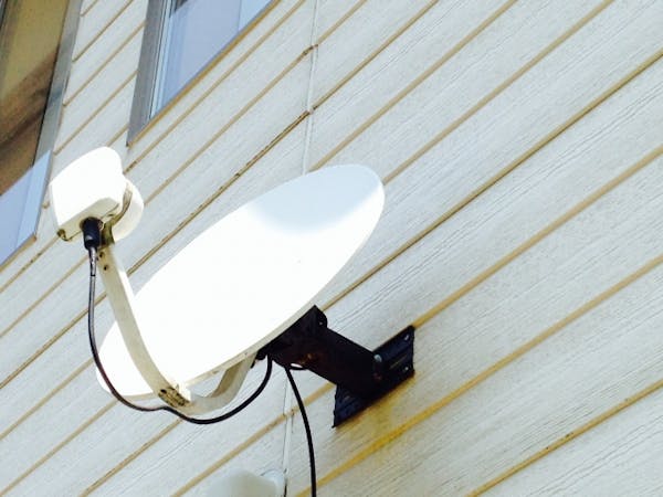 テレビのパラボラアンテナとは 特徴や種類 設置に関する疑問を解決 ミツモア テレビのパラボラアンテナとは 特徴や種類 設置に関する疑問を解決 ミツモア