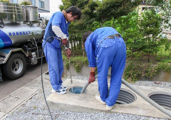 浄化槽の汲み取りをする時期はいつ 必要性やルール 費用相場も解説 ミツモア 浄化槽の汲み取りをする時期はいつ 必要性やルール 費用相場も解説 ミツモア