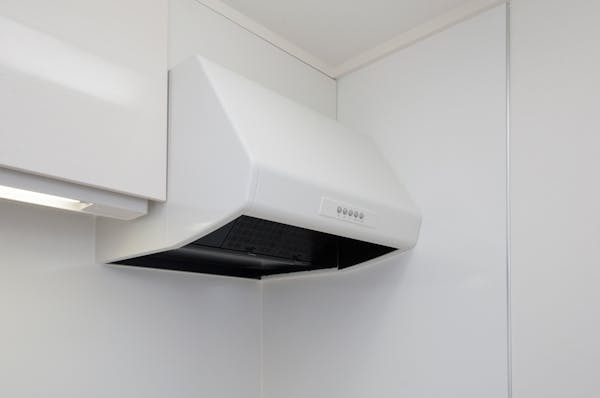 換気扇からの冷気が寒い キッチン トイレ 部屋別に今すぐ対処 ミツモア 換気扇からの冷気が寒い キッチン トイレ 部屋別に今すぐ対処 ミツモア