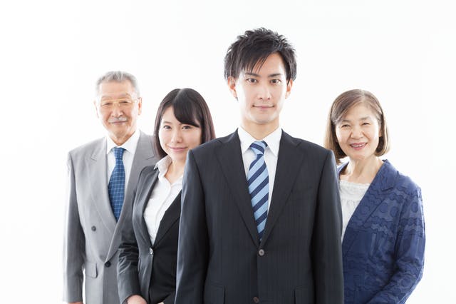 中小企業の採用の悩みを解消 新卒 中途採用に分けてご紹介 ミツモア 中小企業の採用の悩みを解消 新卒 中途採用に分けてご紹介 ミツモア