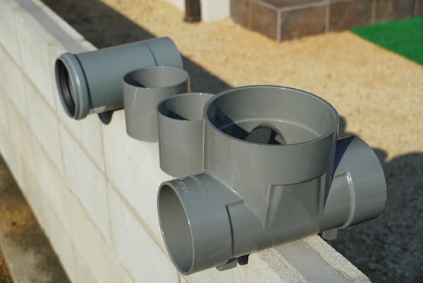 排水桝 ます とは 基本的な構造から掃除メンテナンス方法 費用相場まで つまりの原因かも ミツモア 排水桝 ます とは 基本的な構造から掃除メンテナンス方法 費用相場まで つまりの原因かも ミツモア