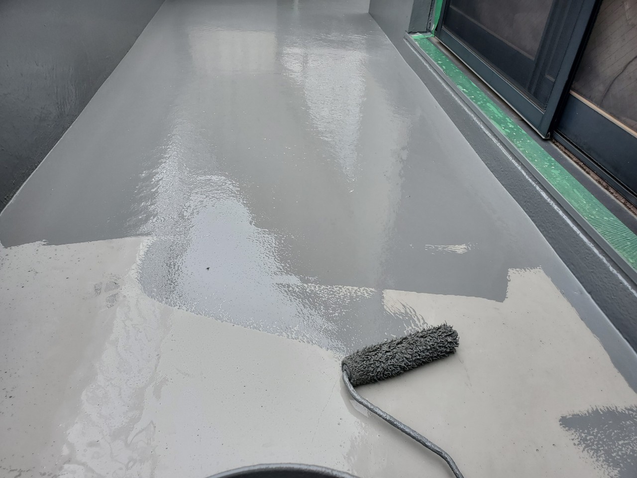 シート防水の特徴は 他の防水と比較したメリット デメリットや施工方法 費用相場など解説 ミツモア