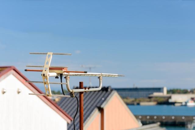 テレビの電波が悪いときの対処法まとめ。電波が悪くなる原因も解説 