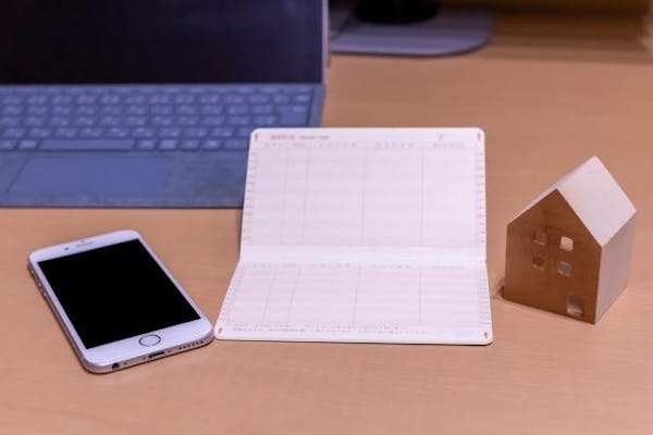 引っ越し時に払う退去費用とは 負担する範囲や減額のコツを解説 ミツモア 引っ越し時に払う退去費用とは 負担する範囲や減額のコツを解説 ミツモア