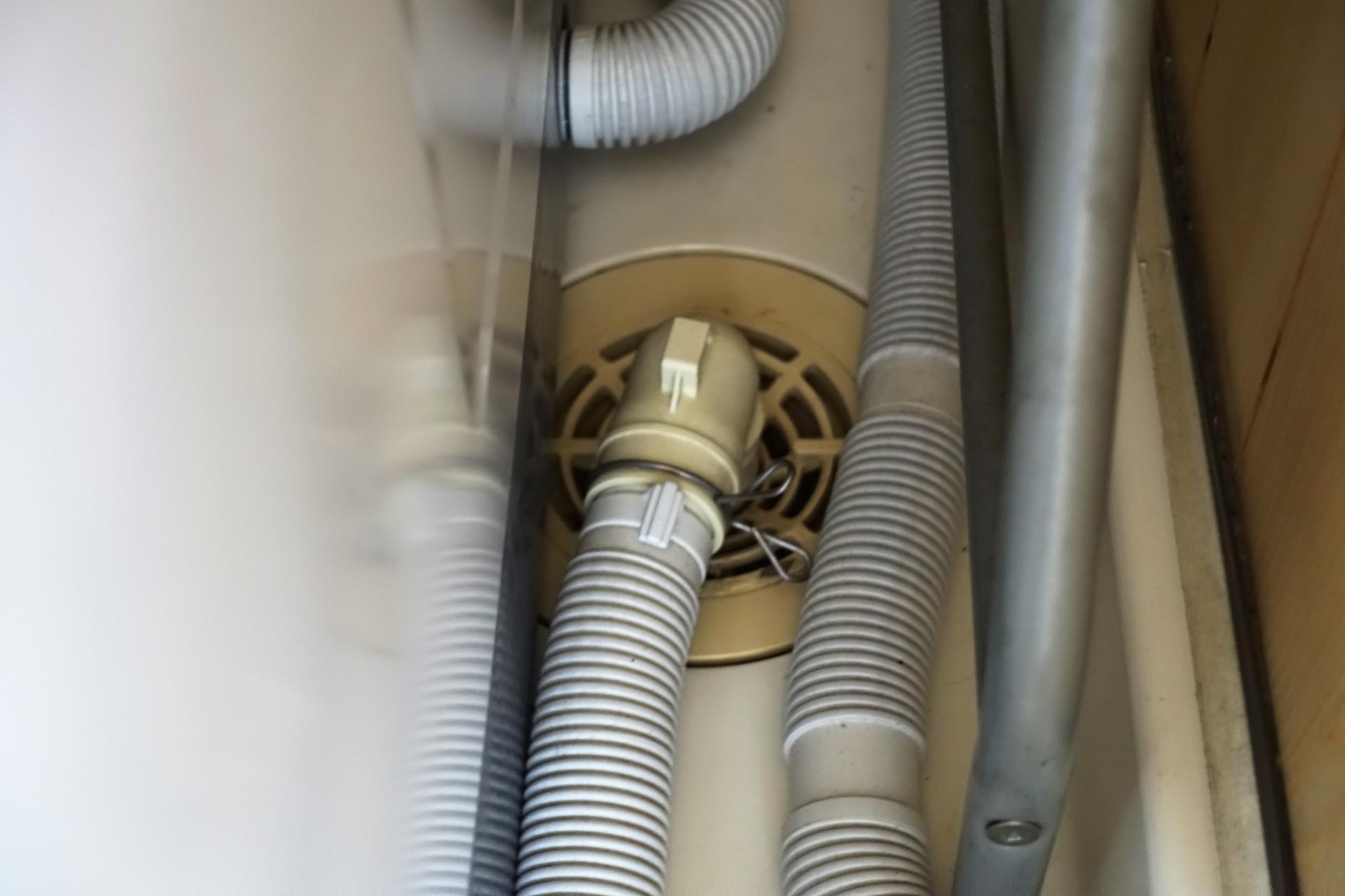 洗濯機の排水口をパイプユニッシュで簡単掃除 手順とポイントを解説 ミツモア