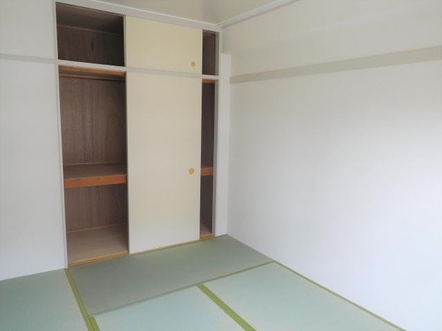 引っ越し時に払う退去費用とは 負担する範囲や減額のコツを解説 ミツモア 引っ越し時に払う退去費用とは 負担する範囲や減額のコツを解説 ミツモア