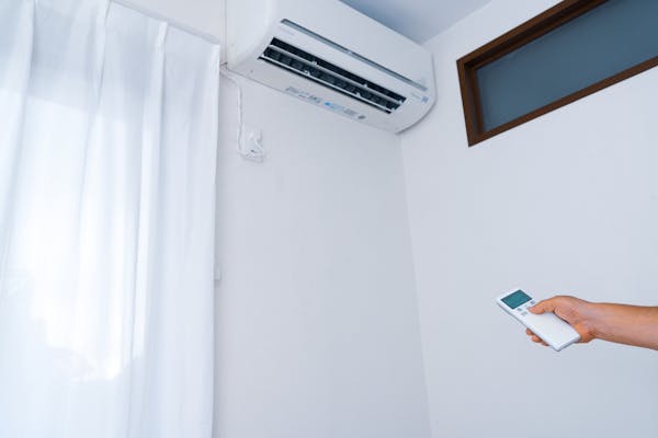 エアコンの電気代の目安は 計算方法から節約のコツまで徹底解説 ミツモア エアコンの電気代の目安は 計算方法から節約のコツまで徹底解説 ミツモア