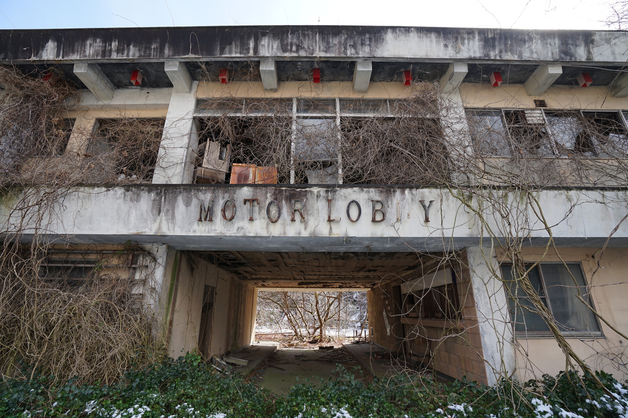 ホテルの解体ってどうするの 費用相場や工事内容 解体事例などを解説 ミツモア