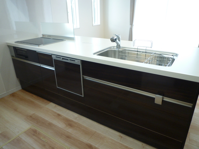 キッチンの通路幅はどれくらいが目安 基準の幅と決め方を解説 ミツモア