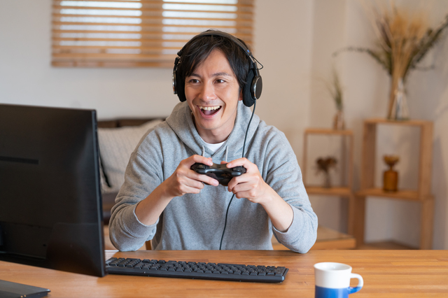 グラボを接続したら画面が映らない よくある原因と対処法を解説