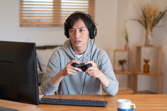 グラボを接続したら画面が映らない よくある原因と対処法を解説 ミツモア