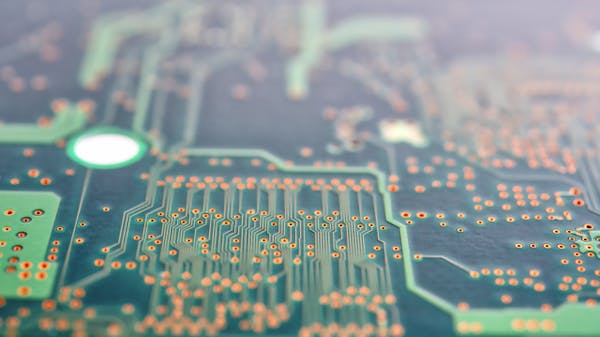 コンピューターの複雑な電子回路