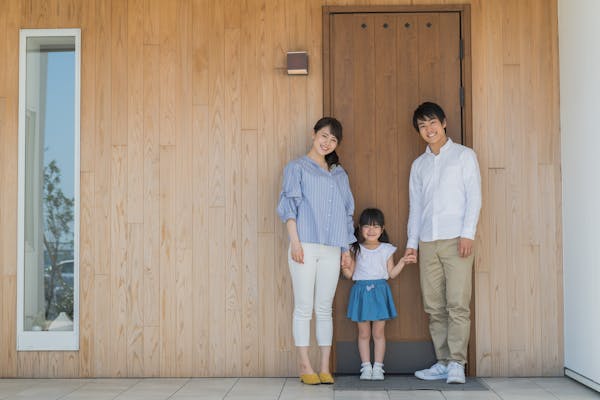 21年 玄関ドアリフォームの補助金制度はこの6つ あなたはどれの対象 条件や申請方法も解説 ミツモア 21年 玄関ドアリフォームの補助金制度はこの6つ あなたはどれの対象 条件や申請方法も解説 ミツモア