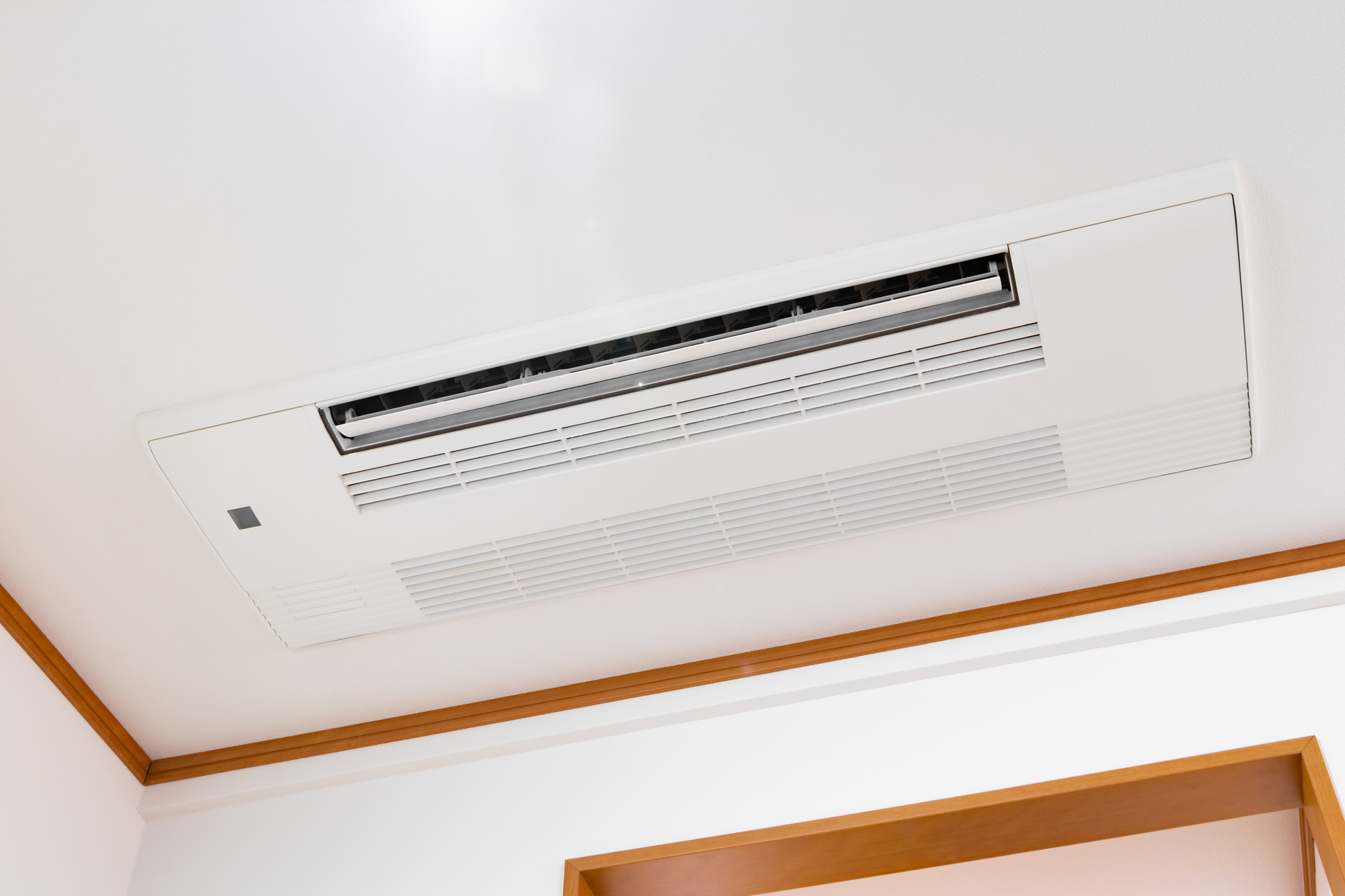 エアコンの寿命は10年 平均的な買い替え時期は13年 寿命の判断基準や故障サインまで解説 ミツモア