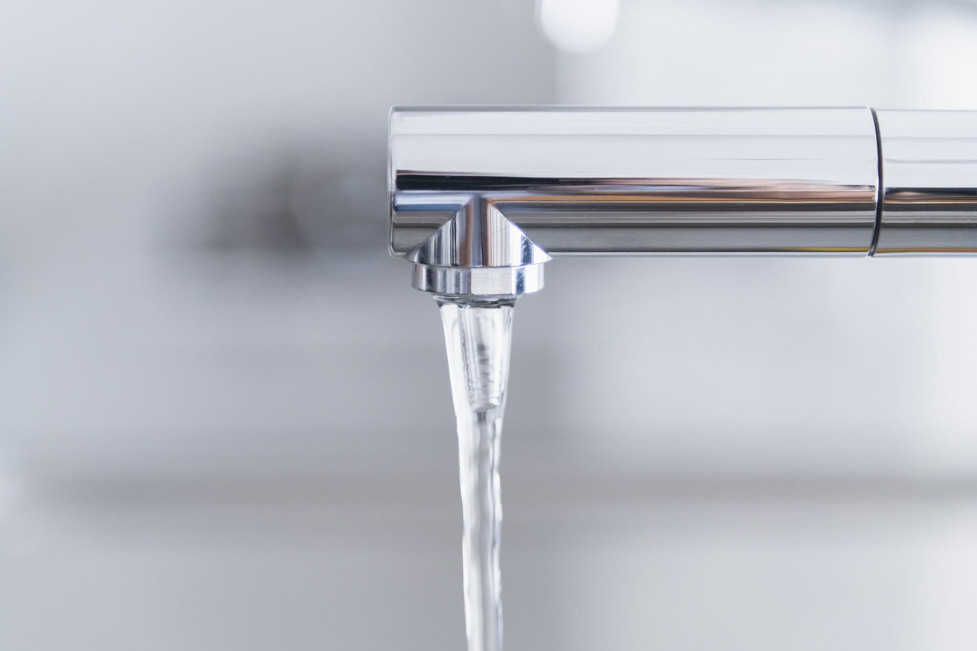 浄水器の取り付けは工事が必要 自分でできる蛇口の見分け方 設置方法を解説 ミツモア