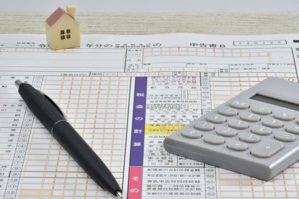 年末調整と確定申告の違いとは?