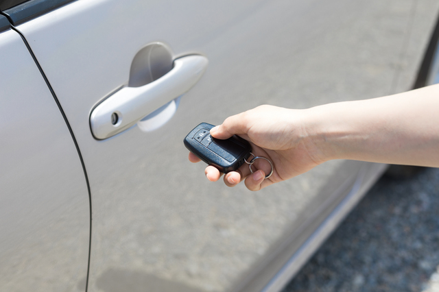 車をインロックした際の対処法 原因や開け方 予防法を紹介
